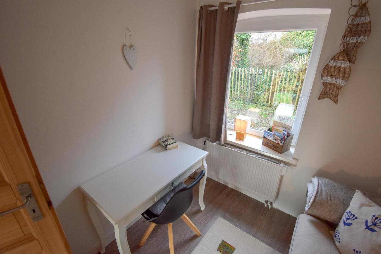 Ferienhaus Extrazeit_Urlaub Hasselberg  Buitenkant foto